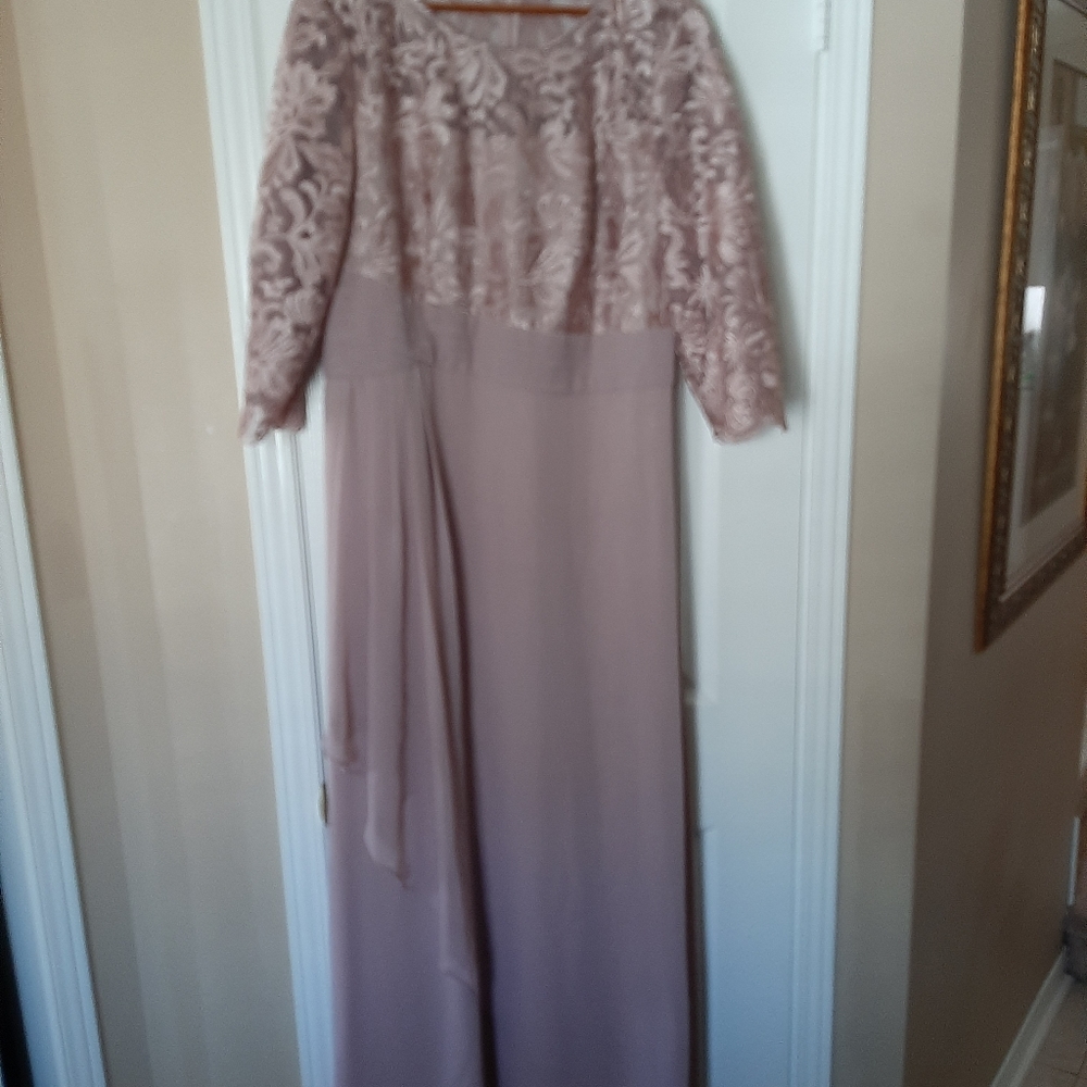 Ladies clothing plus size